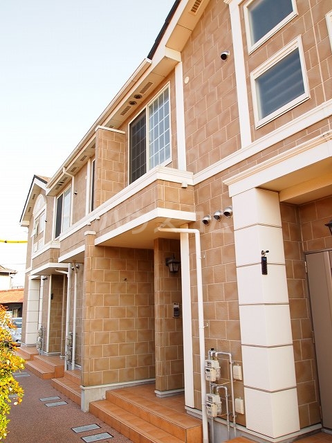 19/25 エントランス