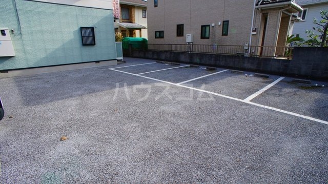 2/6 駐車場