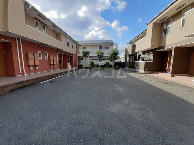 14/20 駐車場