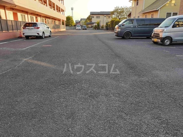 15/27 駐車場