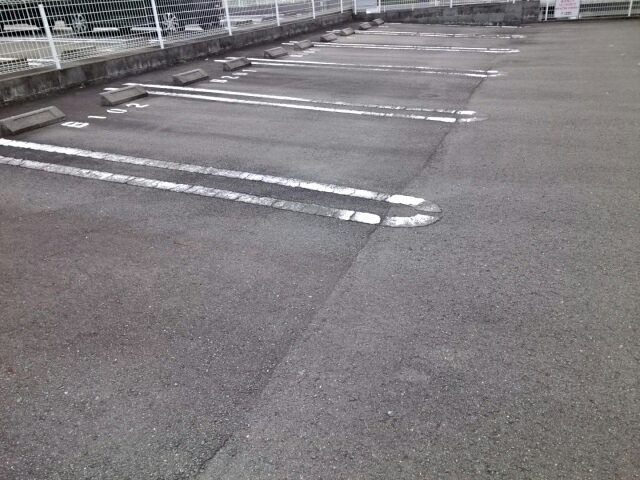 14/20 駐車場