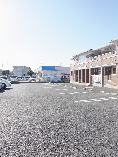 15/27 駐車場