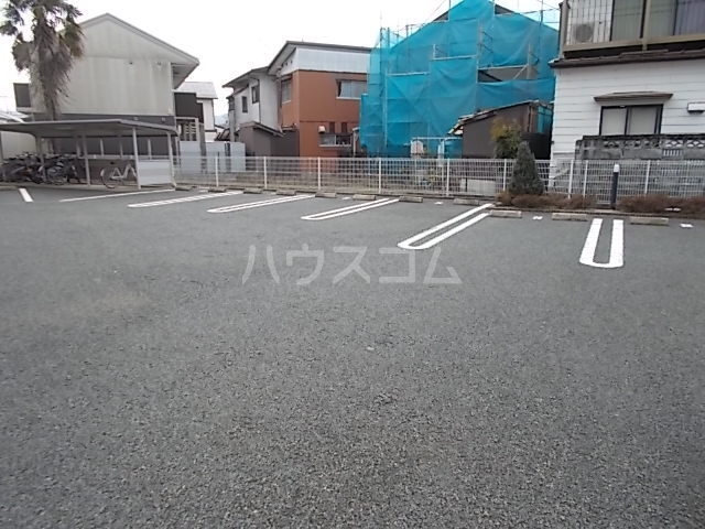 16/22 駐車場