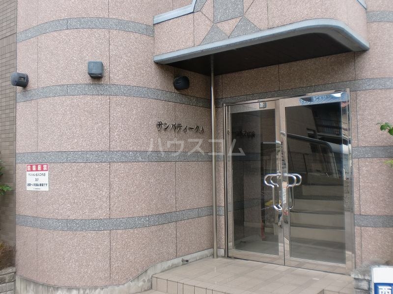 20/26 エントランス