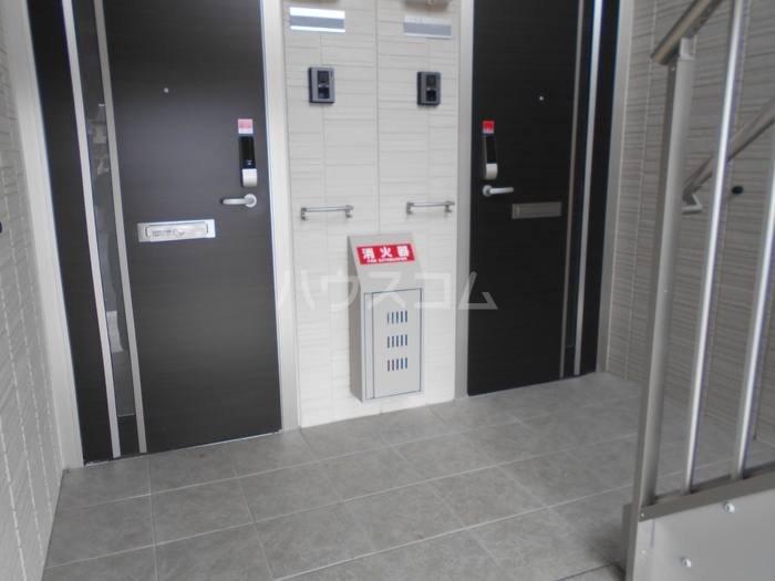 15/22 エントランス