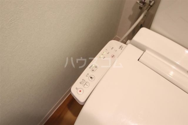16/27 トイレ