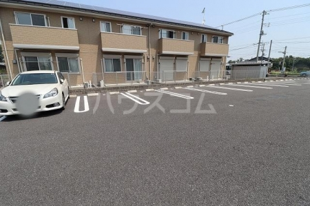 17/23 駐車場