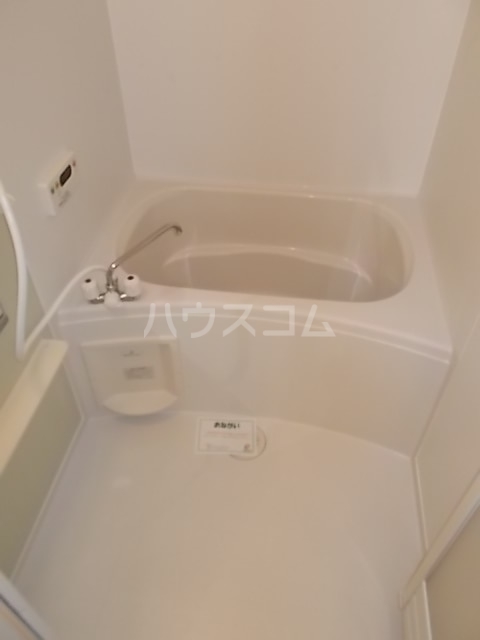 17/30 浴室