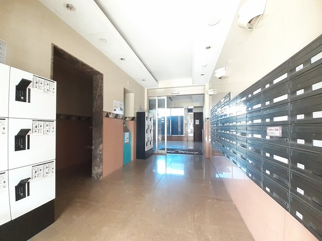 13/20 エントランス