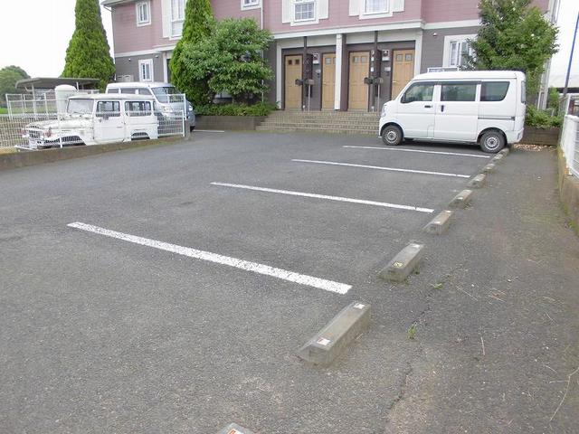 14/20 駐車場