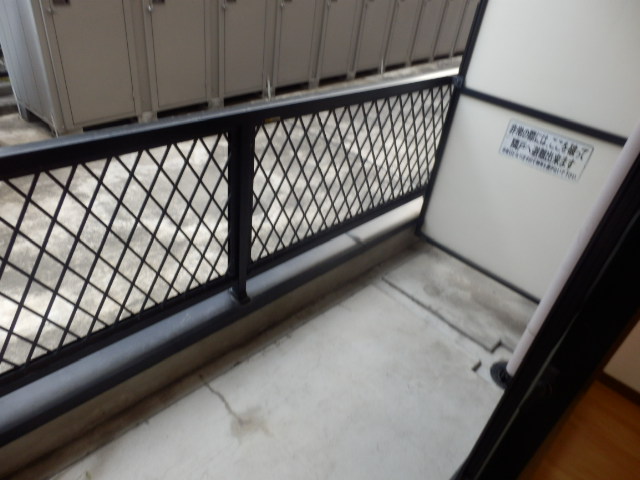 18/28 バルコニー
