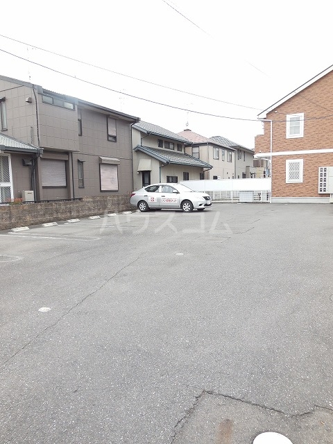 14/21 駐車場