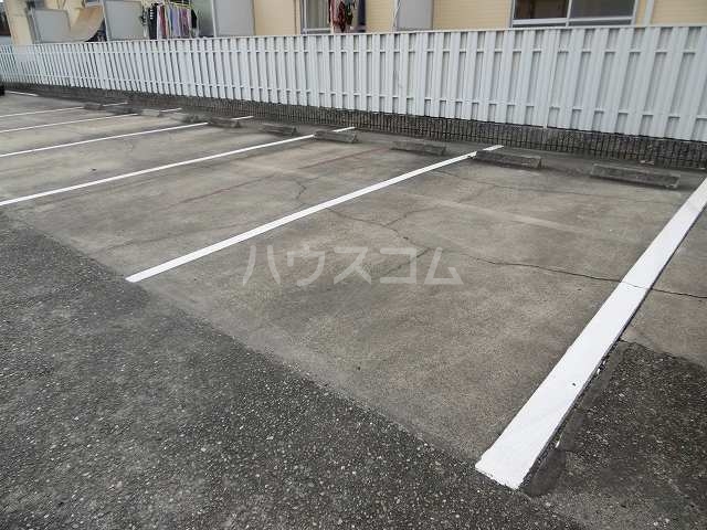 15/21 駐車場