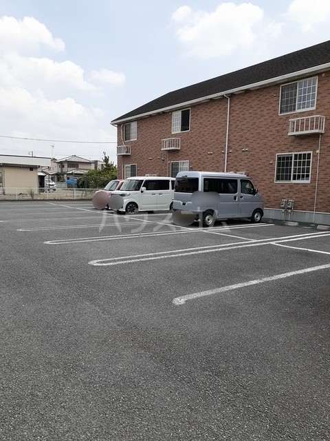 15/26 駐車場