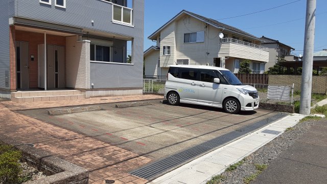 26/30 駐車場