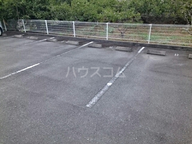 19/27 駐車場