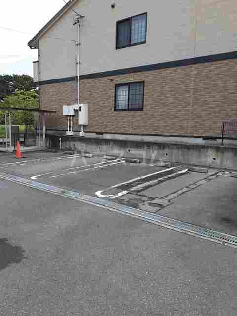 2/8 駐車場