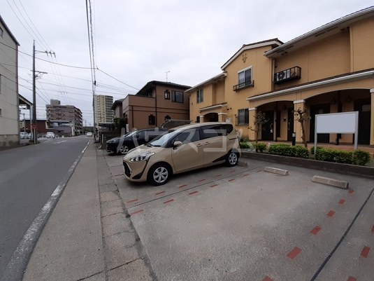 14/20 駐車場