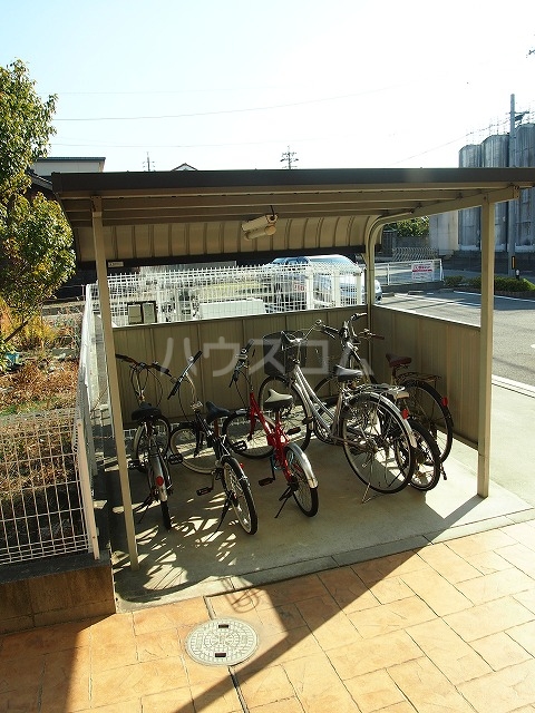 13/20 エントランス