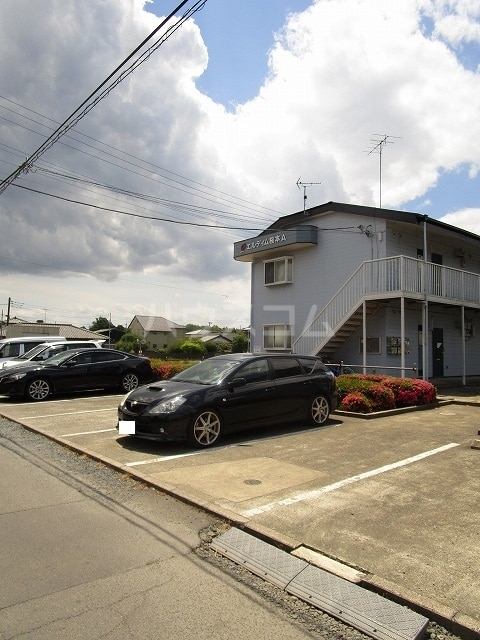 14/20 駐車場