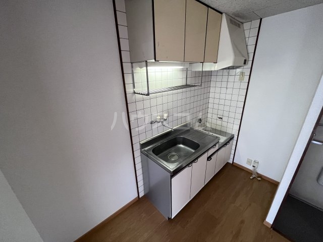 16/30 キッチン