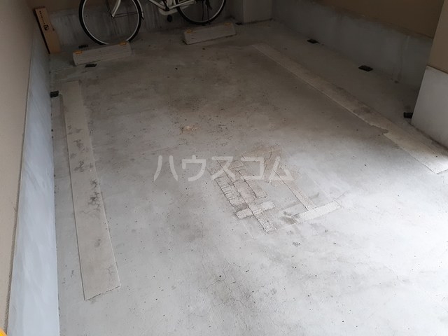 15/22 駐車場