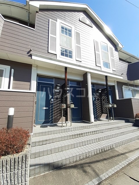 14/20 エントランス