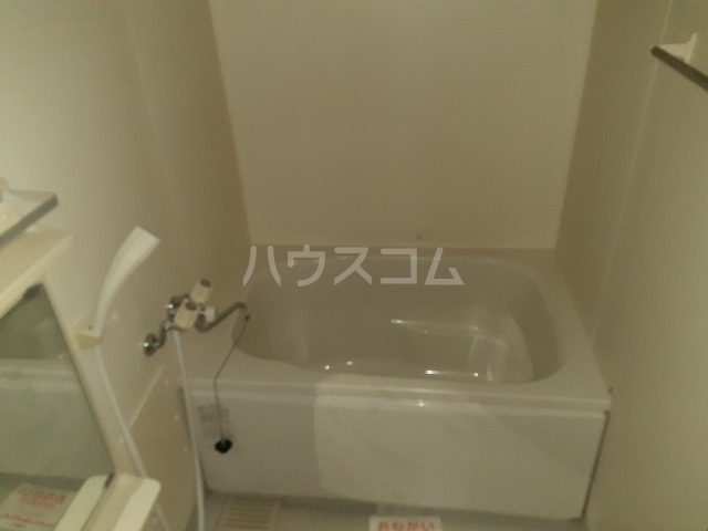 17/30 浴室