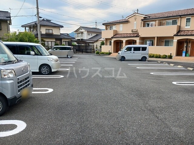 2/8 駐車場
