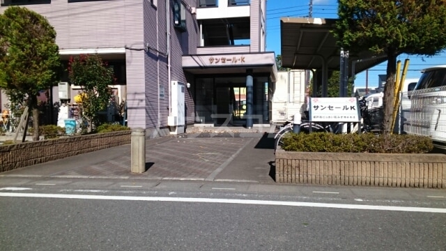 14/23 エントランス