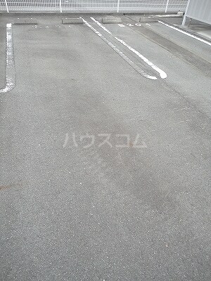 19/25 駐車場