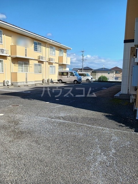 15/27 駐車場
