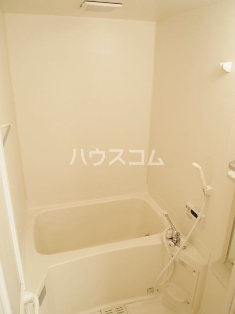 15/28 浴室