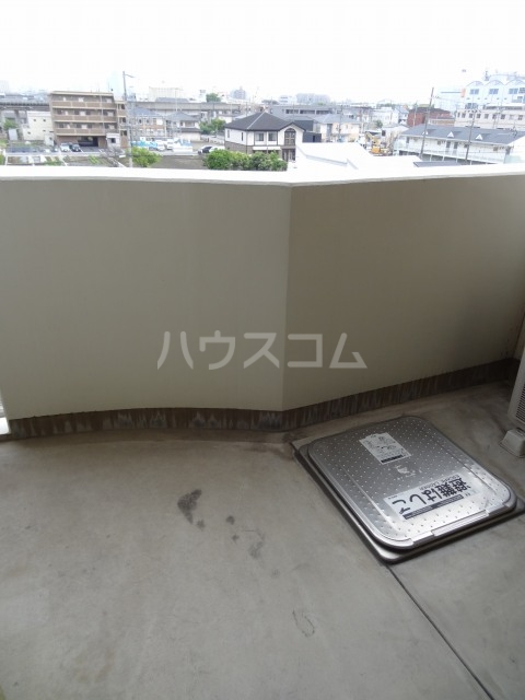 16/27 駐車場