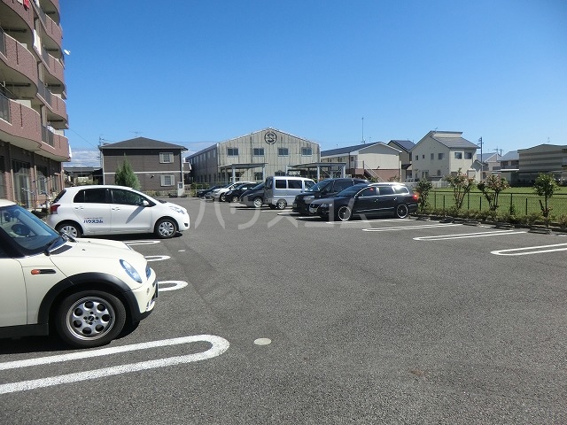 22/30 駐車場
