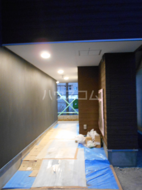 22/30 エントランス