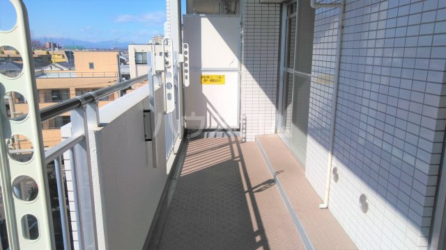 17/30 バルコニー