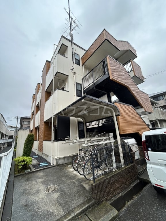 2/30 外観