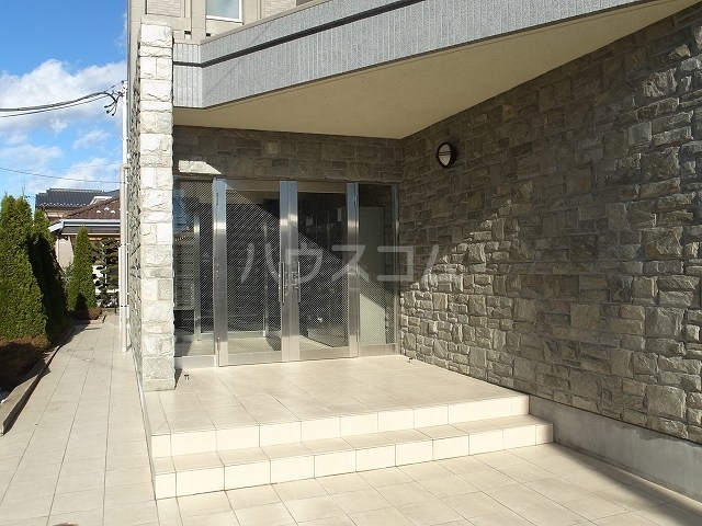 2/8 エントランス