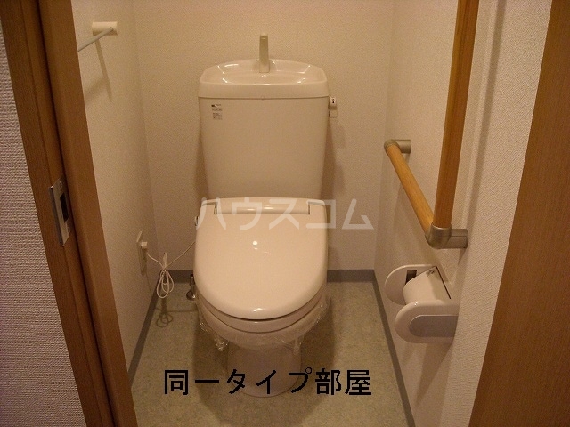 16/30 トイレ