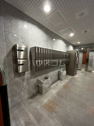 2/8 エントランス