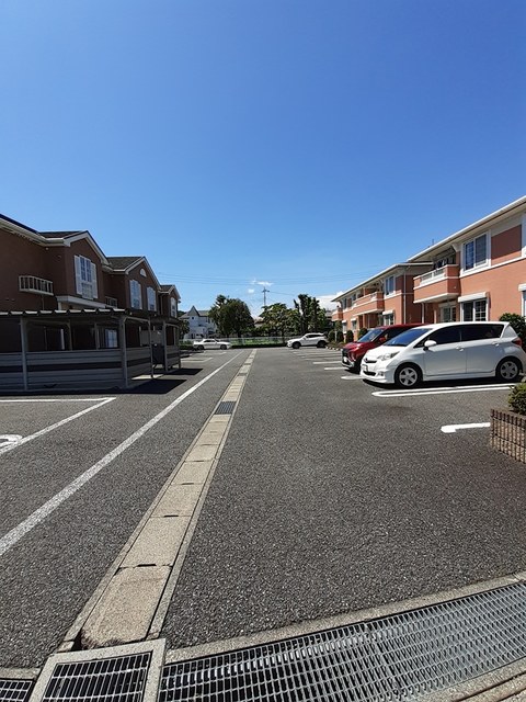 14/20 駐車場
