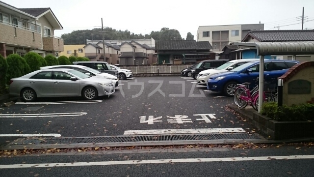 14/20 駐車場