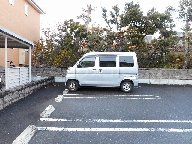 14/22 駐車場