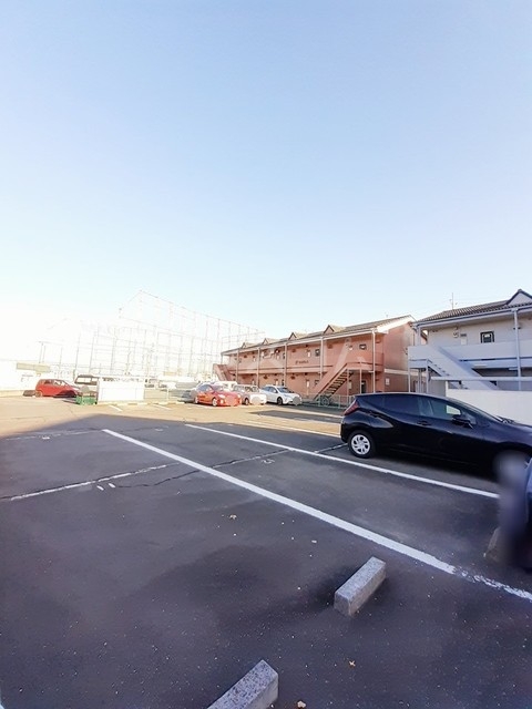 26/30 駐車場