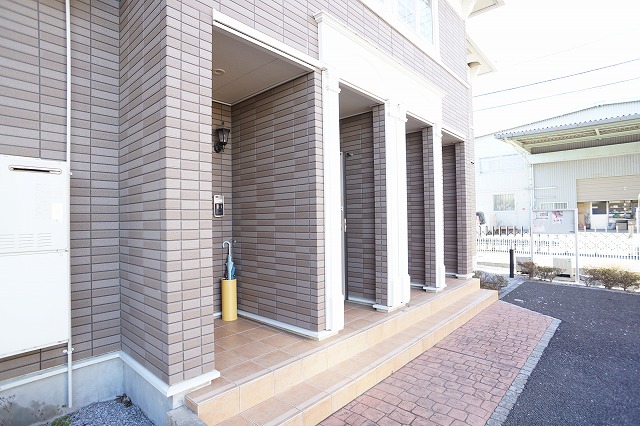 13/20 エントランス