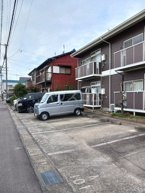 15/23 駐車場