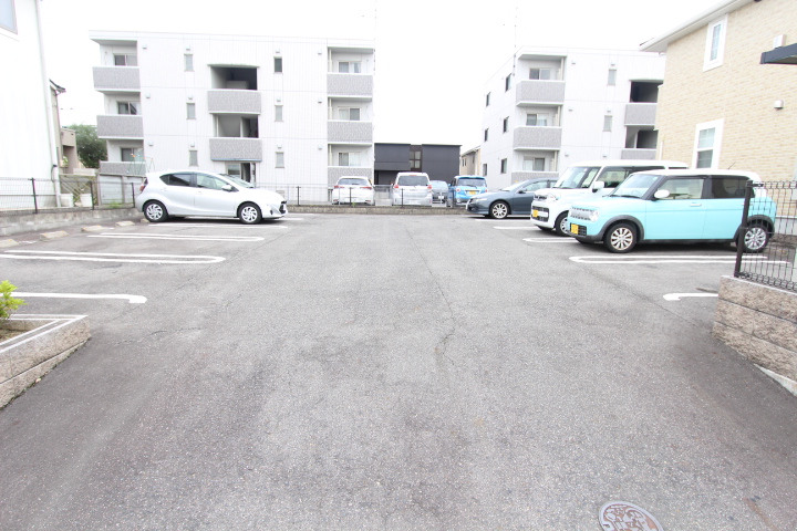 3/12 駐車場