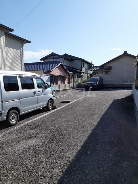 14/19 駐車場