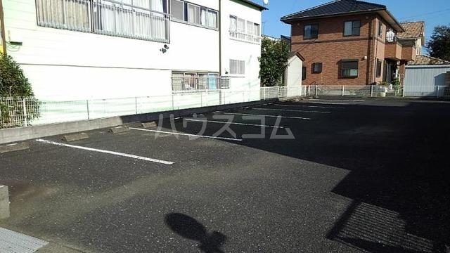 14/20 駐車場